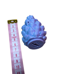 Puszka do noseworku w kształcie szyszki