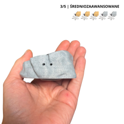 Puszka do noseworku w kształcie kamienia